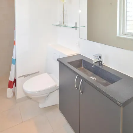 Beautiful Home In Lokken With Ethernet Internet بيت للعطل